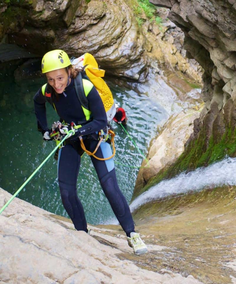 Descente en rappel dans le canyon du Grand Rec