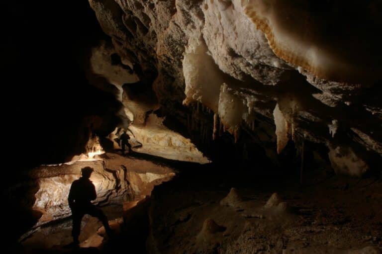 Grotte de genevaux