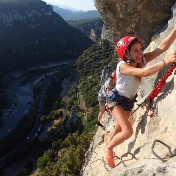 via ferrata Thaurac dans les Cévennes, près de Ganges