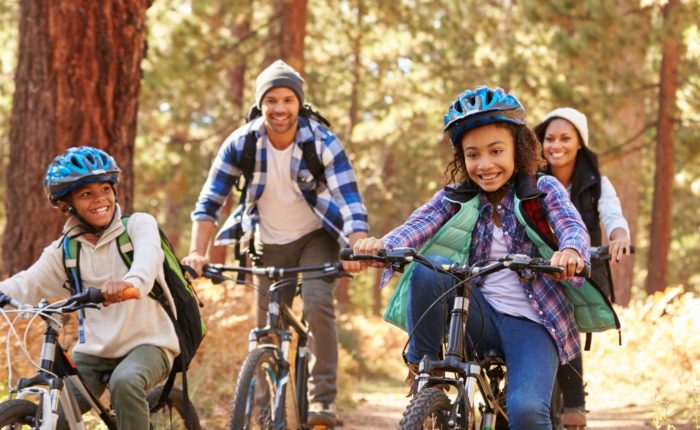 Initiation au VTT en famille dans les Cévennes