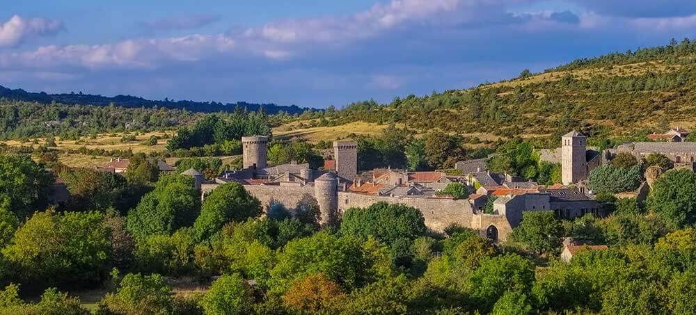 Vue aérienne sur la Couvertoirade