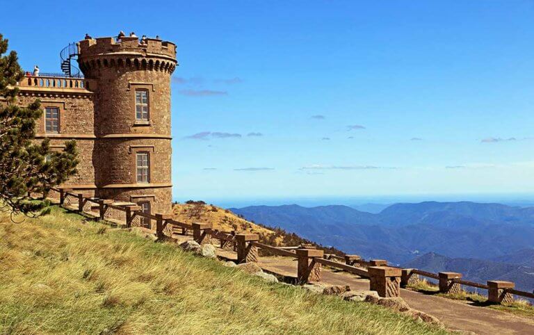 Le mont Aigoual dominant les Cévennes