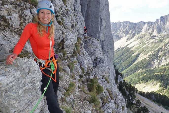 Julie, directrice du bureau des moniteurs