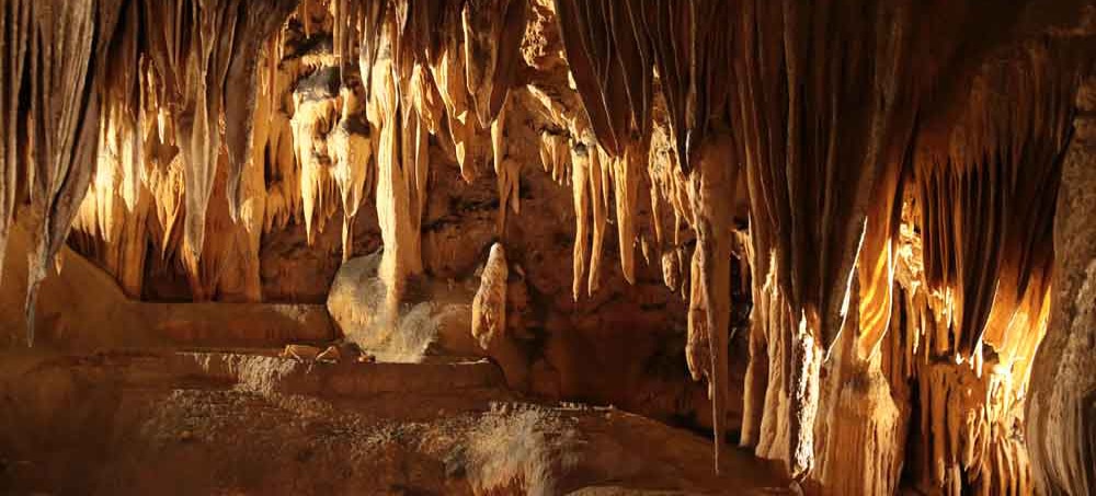 grotte de spéléologie près de Montpellier
